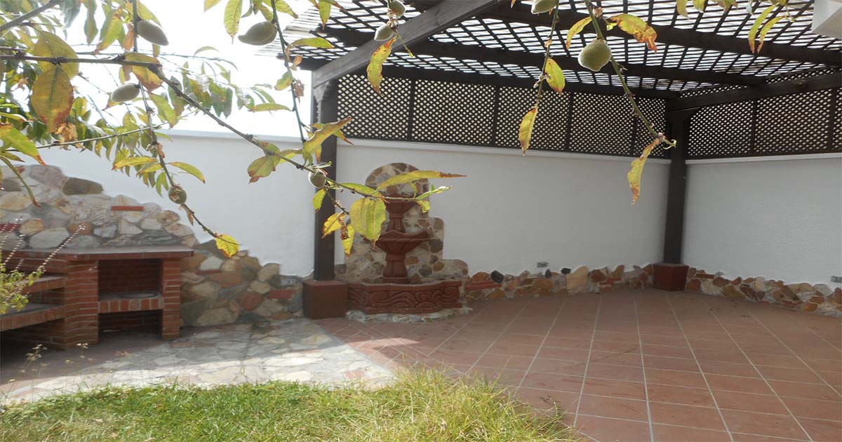 Venta de Casa o Casas, Terrenos, Propiedades, Apartamentos, Inmuebles en Guatemala, zona 11, zona 7, zona 2, zona 18, zona 16, Mixco, Carretera Al Salvador, Fraijanes, Santa Catarina Pinula, Antigua Guatemala, Villa Nueva, Villa Canales, San Miguel Petapa - Venta o Alquiler de Casas En Guatemala